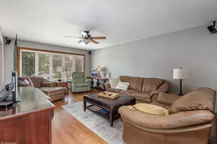 8120 Mayfield Ave, Burbank, IL 60459 - Photo 6