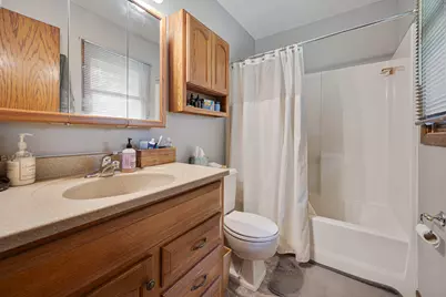 1686 Valencia Drive, Rockford, IL 61108 - Photo 12