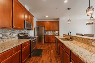 2832 Henley Ln, Naperville, IL 60540 - Photo 4