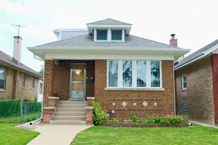 5055 N Keeler Ave, Chicago, IL 60630 - Photo 1