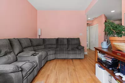 4916 N Kedzie Avenue #2W, Chicago, IL 60625 - Photo 6