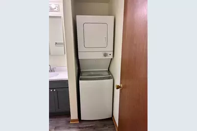 1330 N Main Street #lower, Sycamore, IL 60178 - Photo 10