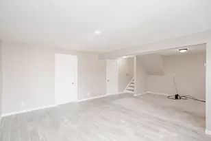 720 Durham Ln, Hoffman Estates, IL 60169 - Photo 20