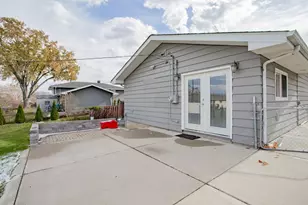 720 Durham Ln, Hoffman Estates, IL 60169 - Photo 28