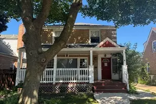 4853 N Mulligan Ave, Chicago, IL 60630 - Photo 2