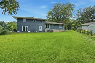 13 Timber Ridge Dr, Fairbury, IL 61739 - Photo 42
