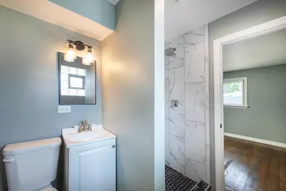 1015 W Victoria Avenue, Berkeley, IL 60163 - Photo 14