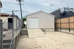 3310 S Parnell Ave, Chicago, IL 60616 - Photo 2