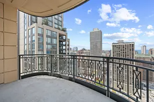 10 E Delaware Pl, Chicago, IL 60611 - Photo 4
