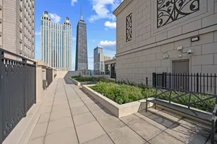 10 E Delaware Pl, Chicago, IL 60611 - Photo 36