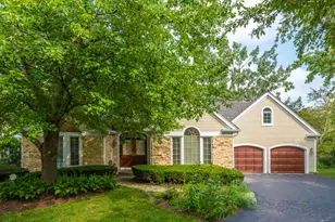 4638 Twin Lakes Ln, Long Grove, IL 60047 - Photo 1