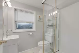 47 Hackberry Ln, Glenview, IL 60025 - Photo 18