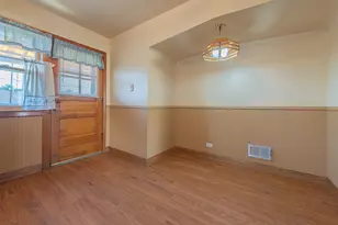 6811 S Komensky Ave, Chicago, IL 60629 - Photo 8