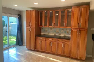 1102 Southbridge Ln, Schaumburg, IL 60194 - Photo 12