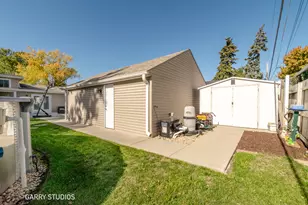 441 S Yale Ave, Addison, IL 60101 - Photo 18