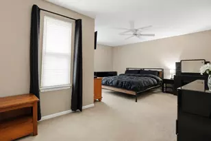6785 Nantucket Ct, Gurnee, IL 60031 - Photo 12