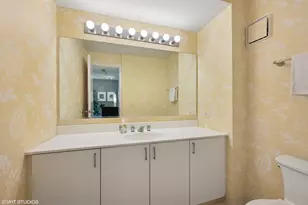 1010 Arbor Ln, Northfield, IL 60093 - Photo 30