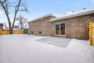8245 43rd Pl, Lyons, IL 60534 - Photo 22