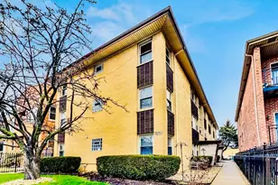 5636 W Goodman St, Chicago, IL 60630 - Photo 1