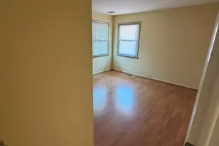 5636 W Goodman St, Chicago, IL 60630 - Photo 18