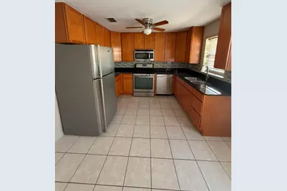 5636 W Goodman Street #3A, Chicago, IL 60630 - Photo 2