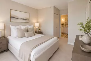 630 N State St, Chicago, IL 60654 - Photo 8