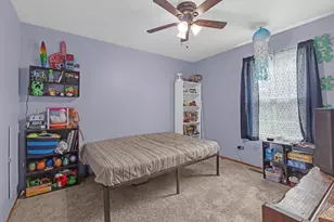 611 Parkway Ave, Antioch, IL 60002 - Photo 14