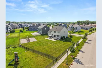 3625 Congressional Parkway, Elgin, IL 60124 - Photo 2