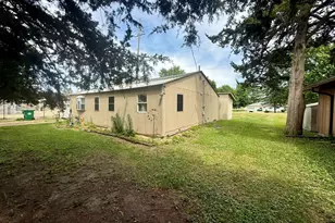 306 S Green Ave, Polo, IL 61064 - Photo 2