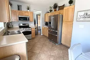 1133 Four Seasons Ln, Bolingbrook, IL 60440 - Photo 6