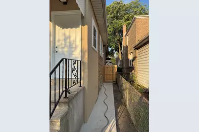 8232 S Calumet Avenue, Chicago, IL 60619 - Photo 46