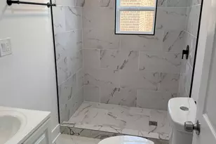8232 S Calumet Ave, Chicago, IL 60619 - Photo 20