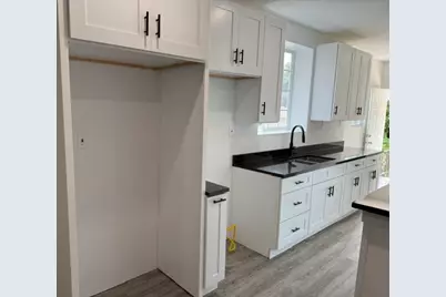 8232 S Calumet Avenue, Chicago, IL 60619 - Photo 12