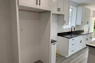 8232 S Calumet Ave, Chicago, IL 60619 - Photo 12