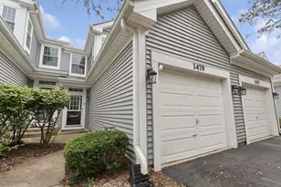 1479 Walnut Hill Ave, Saint Charles, IL 60174 - Photo 2