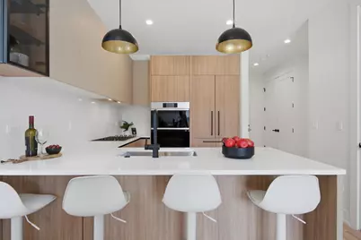 5428 N Winthrop Avenue #203, Chicago, IL 60640 - Photo 8