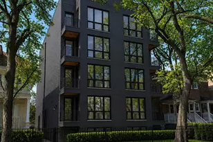 5428 N Winthrop Ave, Chicago, IL 60640 - Photo 1