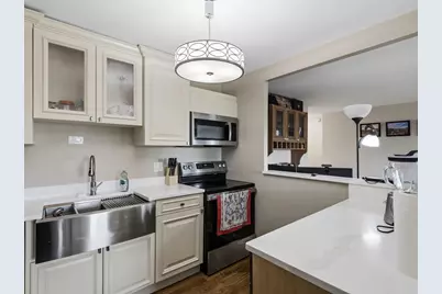 5406 S Harper Avenue #502, Chicago, IL 60615 - Photo 8