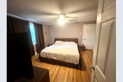 7338 N Tripp Avenue, Lincolnwood, IL 60712 - Photo 8