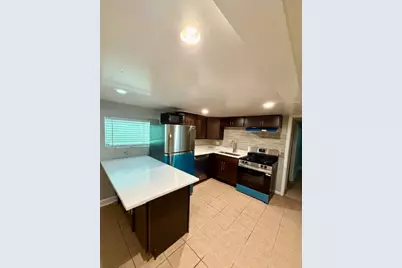6030 N Claremont Avenue #Garden, Chicago, IL 60659 - Photo 2