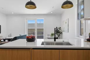 5428 N Winthrop Ave, Chicago, IL 60640 - Photo 12