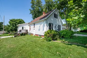 1002 E Empire St, Bloomington, IL 61701 - Photo 38