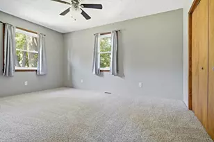 1002 E Empire St, Bloomington, IL 61701 - Photo 8