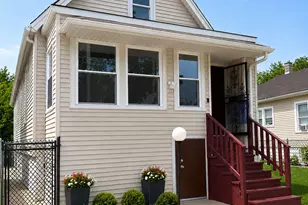 9236 S Blackstone Ave, Chicago, IL 60619 - Photo 1