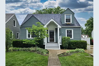 1034 S Saylor Avenue, Elmhurst, IL 60126 - Photo 1