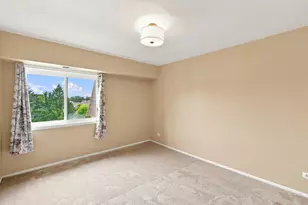 3300 N Carriageway Dr, Arlington Heights, IL 60004 - Photo 22