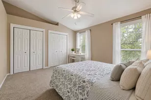 121 Golfview Dr, Glendale Heights, IL 60139 - Photo 10