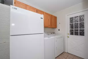 1802 Fairfield Rd, Lindenhurst, IL 60046 - Photo 12