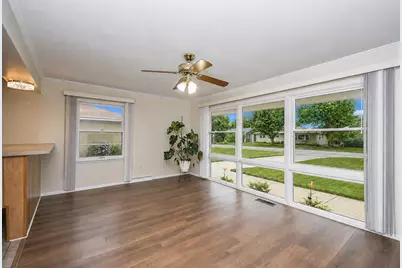 1802 Fairfield Road, Lindenhurst, IL 60046 - Photo 4