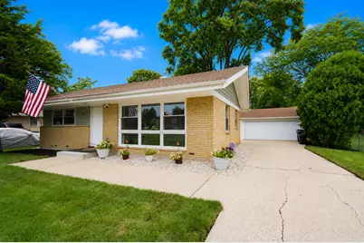 1802 Fairfield Road, Lindenhurst, IL 60046 - Photo 1